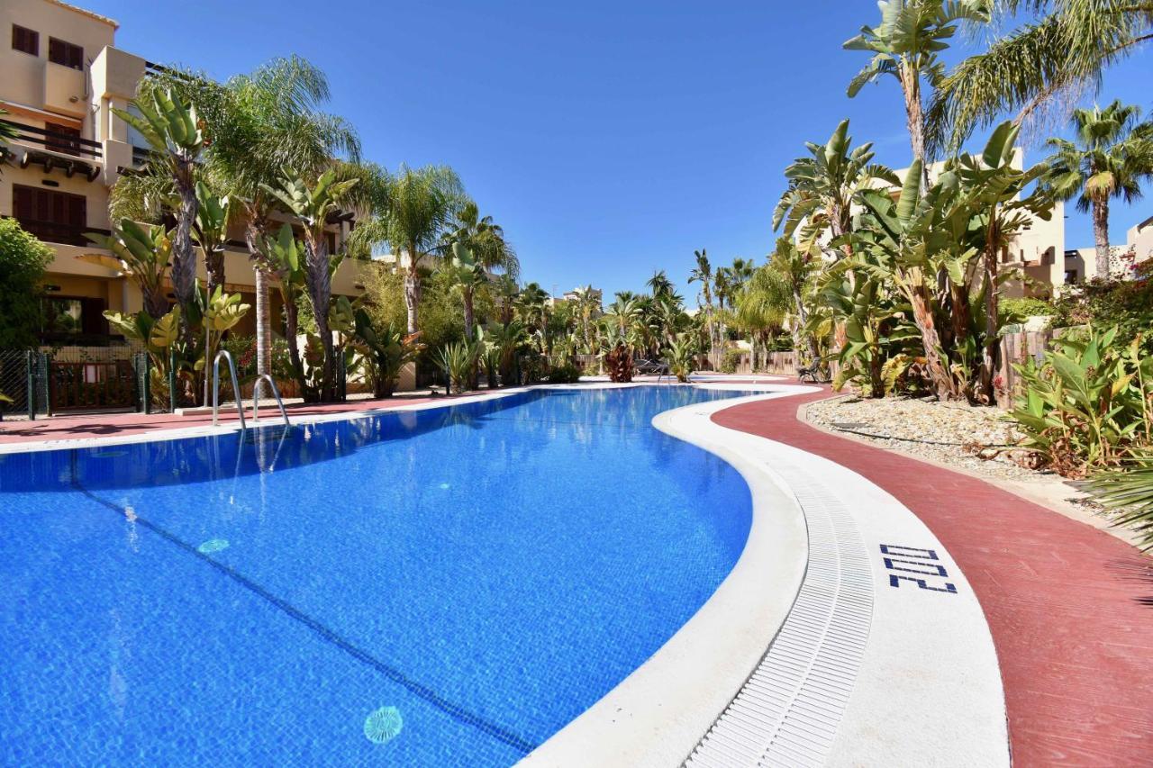 Апартаменти Bahia Marinas - Tu Hogar Con Jardin Privado! Бера Екстер'єр фото