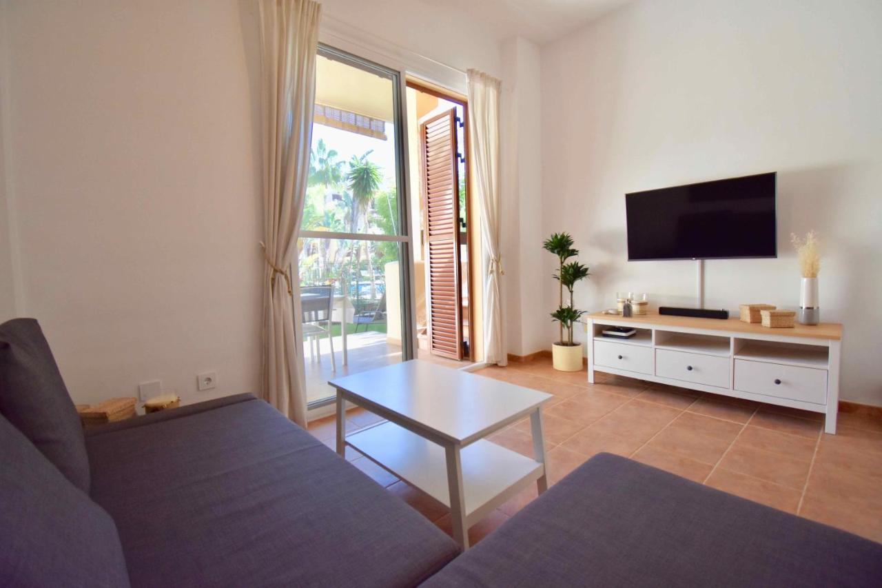 Апартаменти Bahia Marinas - Tu Hogar Con Jardin Privado! Бера Екстер'єр фото