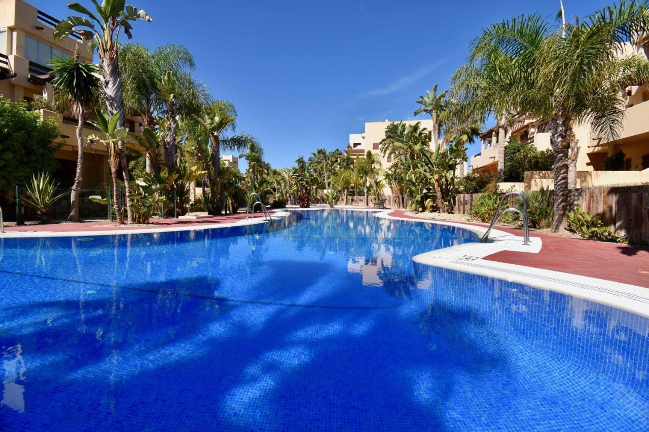 Апартаменти Bahia Marinas - Tu Hogar Con Jardin Privado! Бера Екстер'єр фото