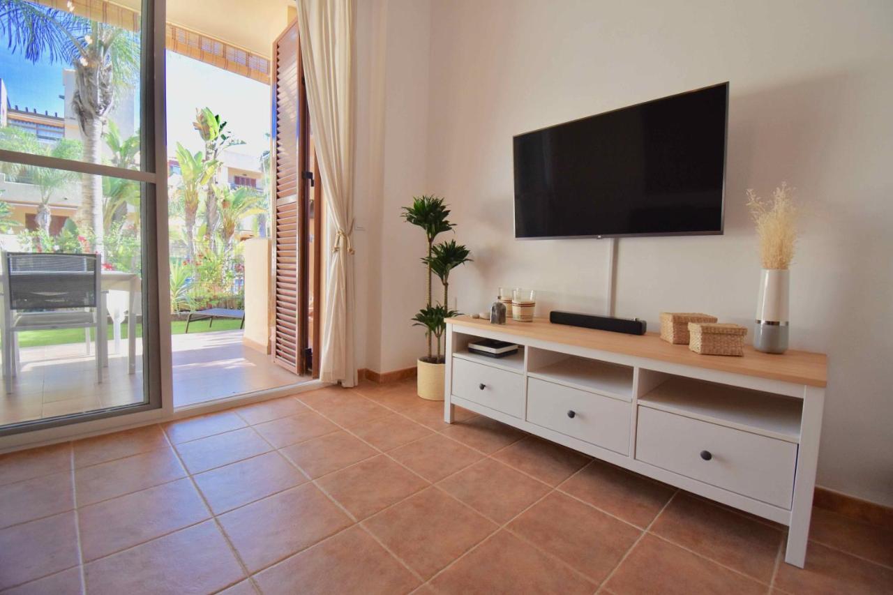 Апартаменти Bahia Marinas - Tu Hogar Con Jardin Privado! Бера Екстер'єр фото